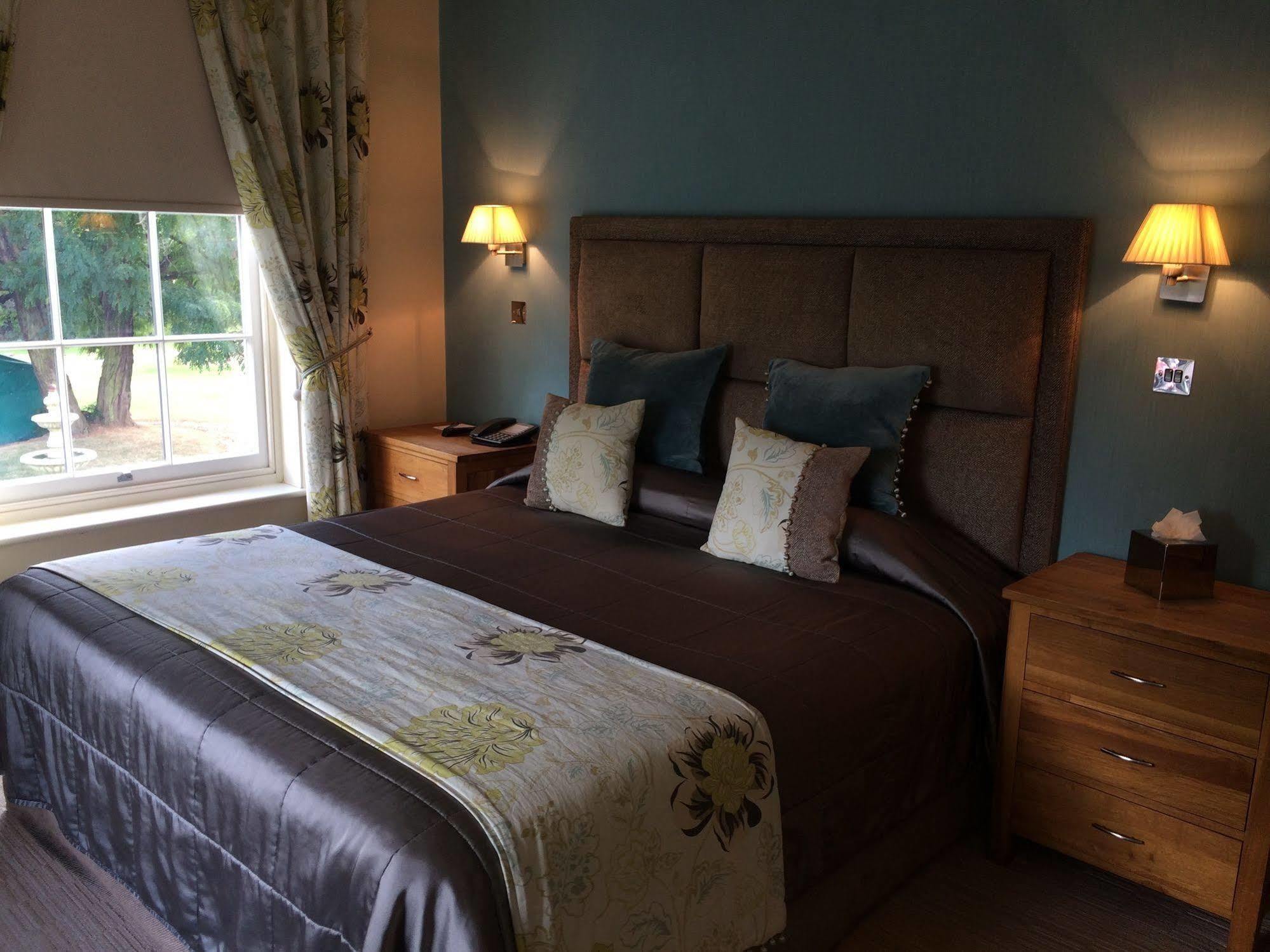 Orsett Hall Extérieur photo
