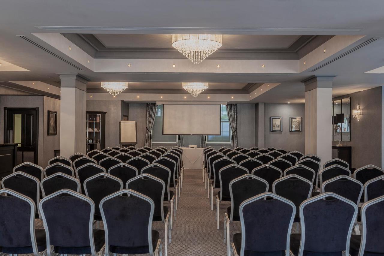 Orsett Hall Extérieur photo